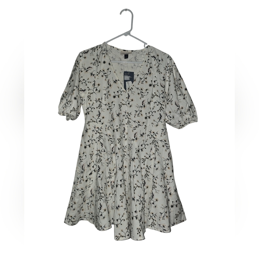 Universal Thread Womens Dress in Cream Floral, XS, NWT!!!